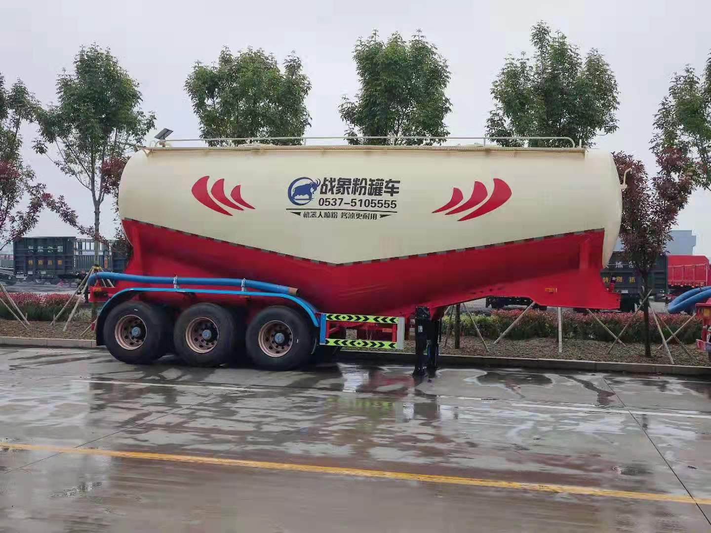 濟(jì)寧粉罐車