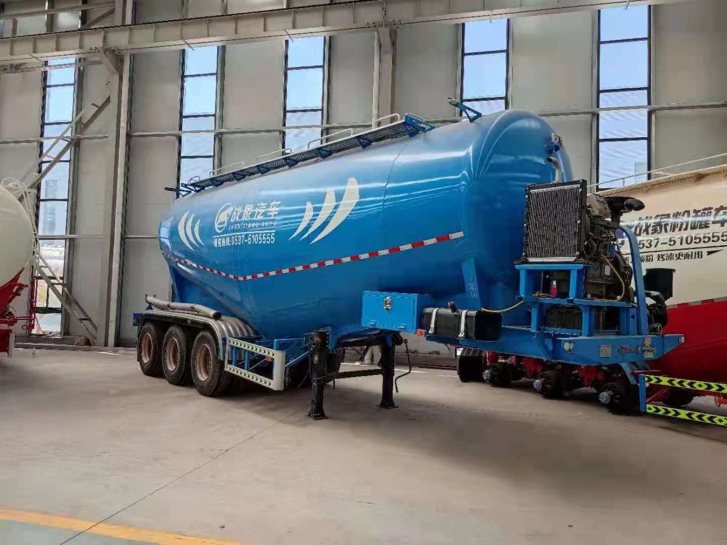 山東水泥罐車